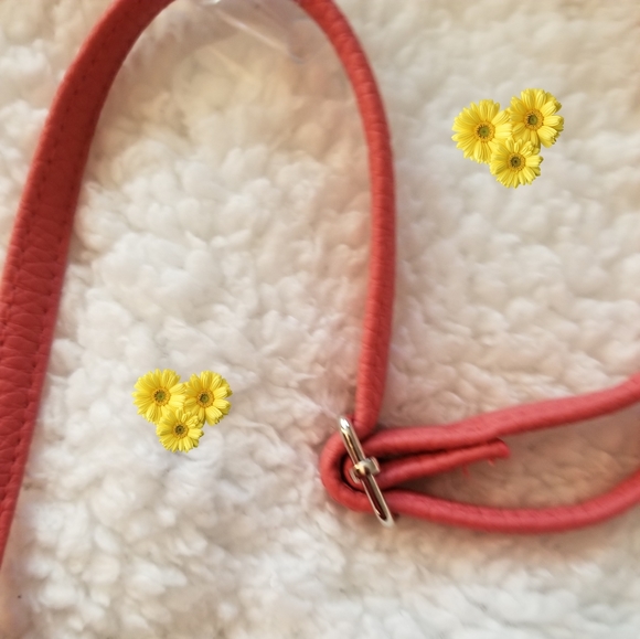 Beautiful Coral pink Wristlet - Picture 3 of 11